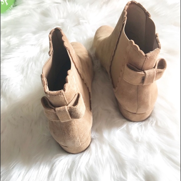 SOLD Kate Spade Biscotti Misti Suede Booties NIB - Picture 6 of 8